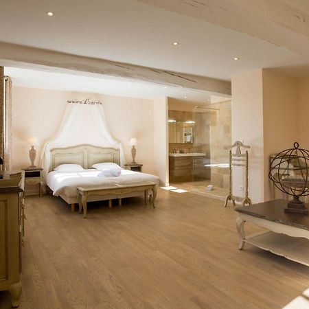 Le Cara - 4 Appartements Calmes Et Chics Au Coeur De Beaune Beaune  Room photo