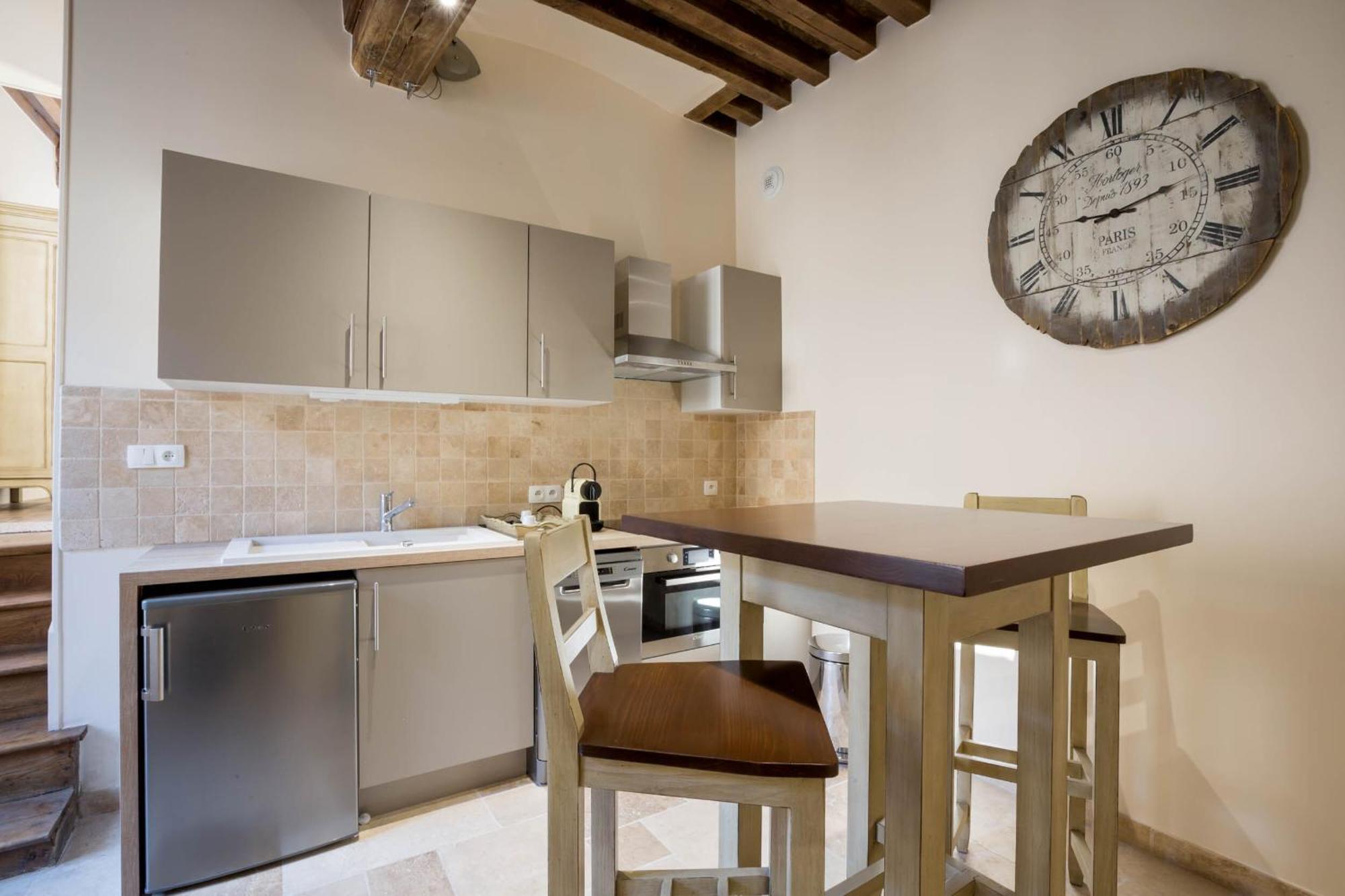Le Cara - 4 Appartements Calmes Et Chics Au Coeur De Beaune Beaune  Room photo