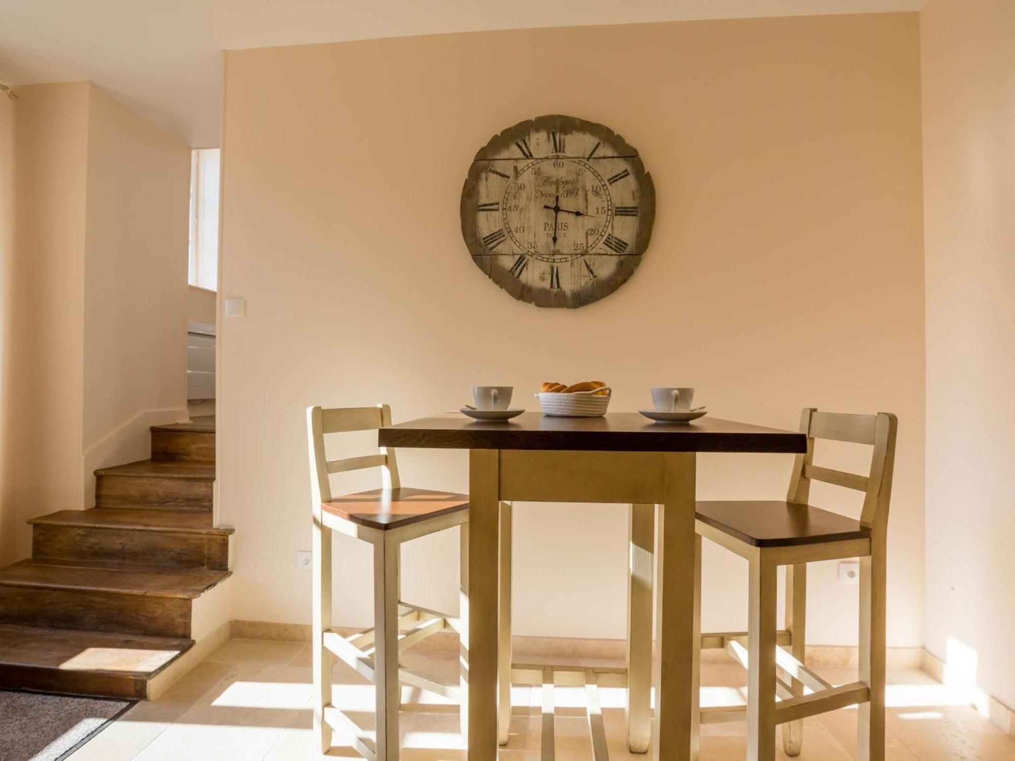 Le Cara - 4 Appartements Calmes Et Chics Au Coeur De Beaune Beaune  Room photo