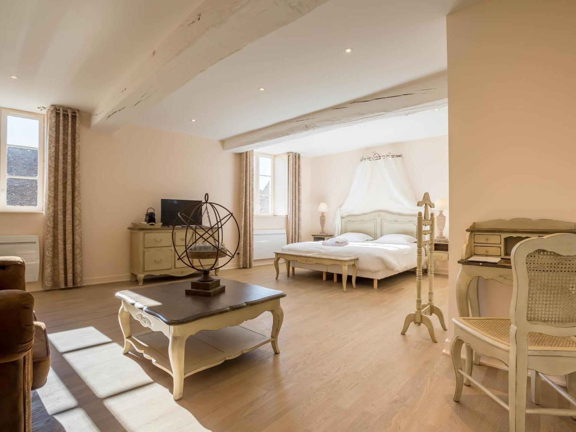 Le Cara - 4 Appartements Calmes Et Chics Au Coeur De Beaune Beaune  Room photo