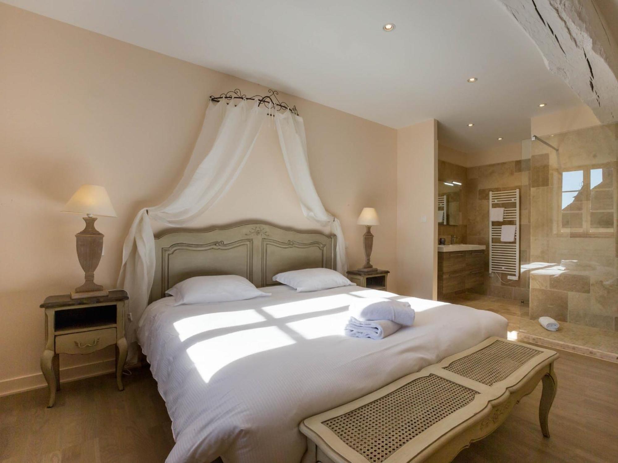 Le Cara - 4 Appartements Calmes Et Chics Au Coeur De Beaune Beaune  Room photo